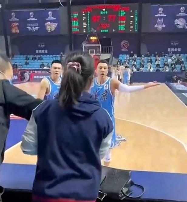 兰音的新闻爆料内容,揭秘娱乐圈幕后真相  第2张